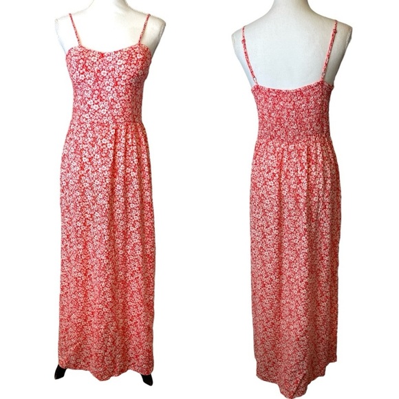 Lily Rose Dresses & Skirts - Lily Rose floral maxi dress, molded cup gingham back